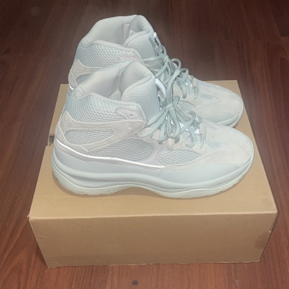 Yeezy Desert boot “salt” - Picture 4 of 9